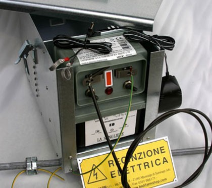 Kit con alimentatore bivalente