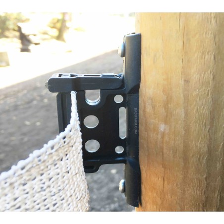 Isolatore per corda e nastro