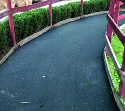 Badi_farm_tappeti_gomma_pavimenti_box_cuccia_cavallo_cane_lastra_allevamento_vulcanizzata_scuderia_stalla